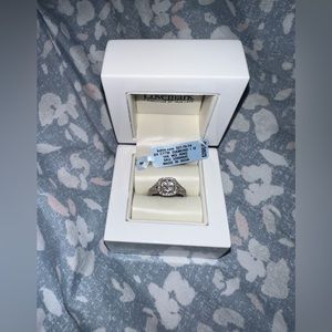 Lovemark Diamond and White Gold Ring